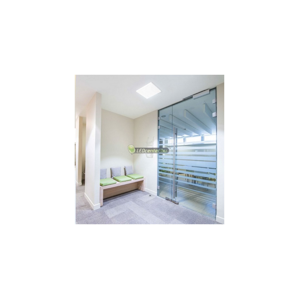 nymphea-eco-2-negyzet-18w-ip44w-ik10-led-lampatest-1-belter.jpg SpectrumLED NYMPHEA ECO négyzet LED lámpa beltéri alkalmazás példa